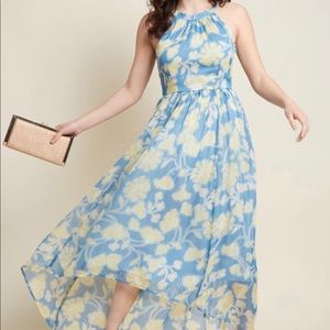 ModCloth high-low halter maxi sz M